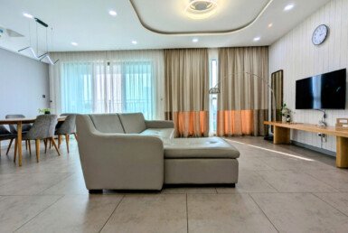 z6303472216864_c198d5006f5eeb09447705c67e5b1987