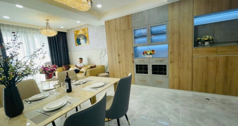 z6303599903120 5a2b745cf51dcb0341d20c8fb0845d2f 810x430 - Cho thuê Midtown M8 Block I Tầng 22 dt 82m 2 phòng full đồ giá 1400usd