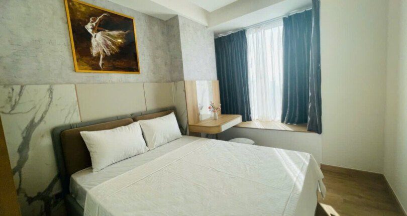 z6303600017679 3cdf5a538280199c0d2c1e0ea9186c0e 810x430 - Cho thuê Midtown M8 Block I Tầng 22 dt 82m 2 phòng full đồ giá 1400usd