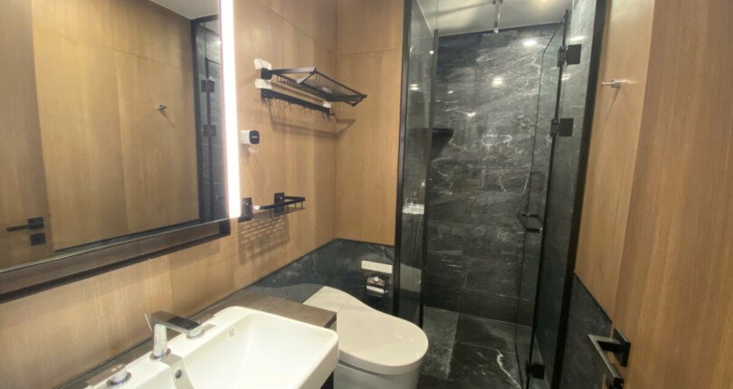 z6303773641711 0fdcbcd7e4826ac90410a4d263591c57 810x430 - Bán căn hộ Lumiere Riverside Thảo Điền 1PN View Sông Full nội thất giá 7 tỷ , LH: 093 489 1569 ( Sơn )