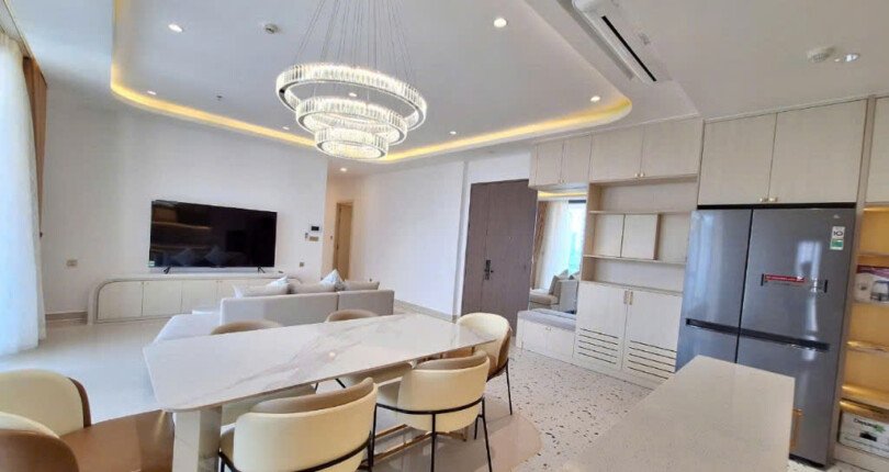 z6308105945948 5bd76b6489f2945d053acc3d7ffc06a0 810x430 - Cho thuê căn hộ The Ascentia Tầng 14 Penthouse 177m 4 phòng giá 4300usd