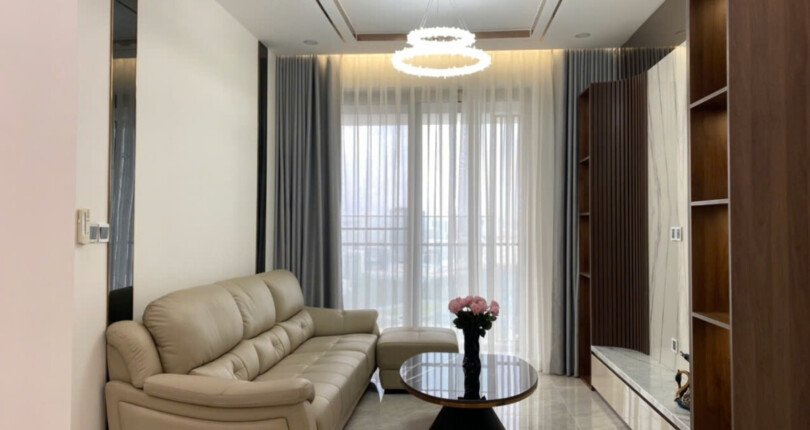 z6309560026467 d33f068030bb30d8779afb307e0fa8ff 810x430 - Cho thuê Midtown M8 Tầng 25 dt 127m 3 phòng giá 2600usd/tháng