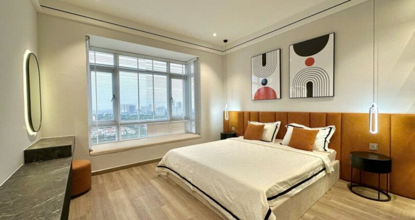 z6309565121405 b1cf33ebe250b596caab1f2e312e3a61 810x430 - RIVERSIDE RESIDENCE CẦN BÁN Block AM Tầng 5 dt 120m 3 phòng giá 11,8 tỷ