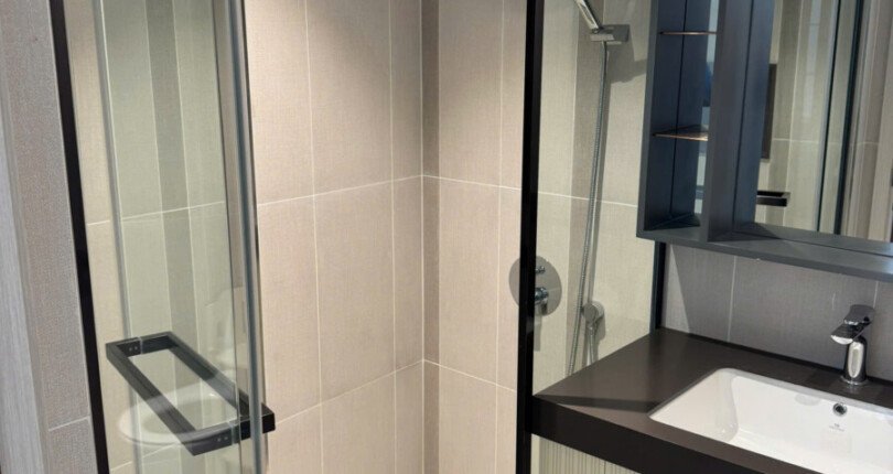 z6309565960061 d3944963fe7c0abf0ba9ecf723eca87a 810x430 - Cho thuê căn hộ Cardinal Court Block A Tầng 10 dt 76m 2 phòng giá 28 triệu