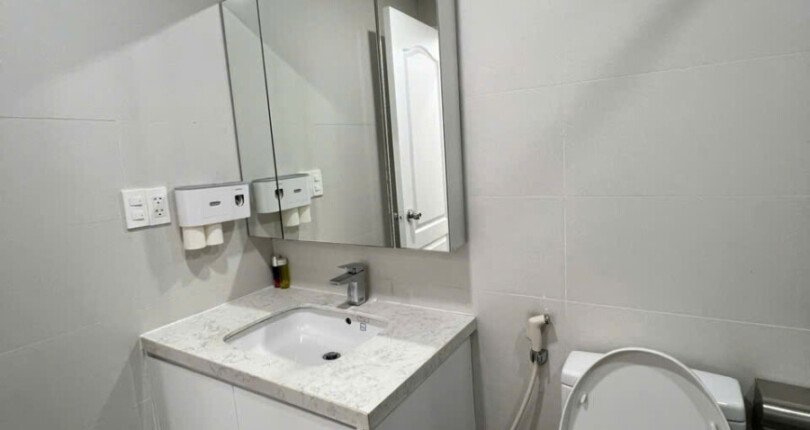 z6310974307951 3b87ecb12632914ecd5d16dc4c0b648e 810x430 - Cho thuê căn hộ Cardinal Court Block B Tầng 11 dt 101m, 3 phòng giá 38 triệu