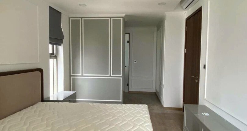 z6313127930353 8544996adfa429030ef46d404ef86b45 810x430 - Cho thuê Midtown M7 Tầng 23 dt 137m 3 phòng giá 2400usd