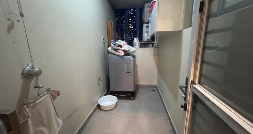 z6313990862029 d08edbcc361a7667a1fd2f6c5dc56049 810x430 - Bán căn hộ Star Hill Block E Tầng 11 dt 112m 3 phòng giá 8 tỷ