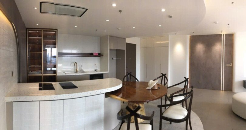 z6317291595878 91a943539daf0aaf2afec882daa9cb8b 810x430 - Bán Midtown M8 Block D Tầng 15 dt 131m 3 phòng đồ cao cấp giá 18 tỷ