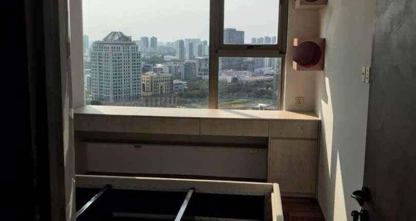 z6317291646986 809ad2401000ff17c0abfda11cbfca0a 810x430 - Bán Midtown M8 Block D Tầng 15 dt 131m 3 phòng đồ cao cấp giá 18 tỷ