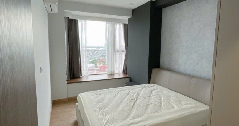 z6317292528288 5bc5e14a377e01ecee4cdba25d662783 810x430 - Bán Midtowwn M8 Block C Tầng 17 dt 80m 2 phòng giá 8,5 tỷ