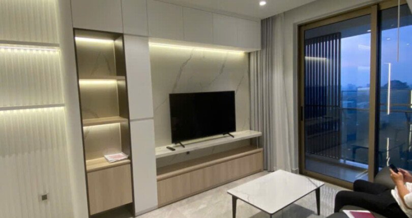z6319712410499 4316db0b4e31090b7532cf2a768cad35 810x430 - Cho thuê Midtown M8 Block C Tầng 27 dt 130m 3 phòng giá 2800usd/tháng