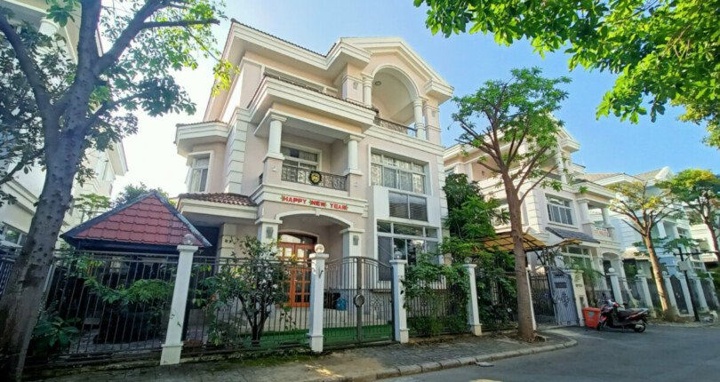 z6324955693370 8e6f238362254a6cefbe8d7f1bb9e99d 810x430 - Bán biệt thự Nam Viên số 9 Nội khu 2 dt 17x19m giá 80 tỷ