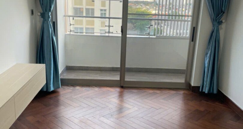 z6326210991683 faeeba25bd3079d7d6bceeab30b48a08 810x430 - Cho thuê Midtown M6 Block E Tầng 5 dt 91m 2 phòng giá 22 triệu