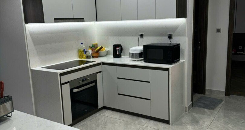 z6328197343475 bd3dd8eaffae0f2e7e99e407124eddb3 810x430 - Bán căn hộ Midtown M8 Block B Tầng 5 dt 124m 3 phòng giá 14 tỷ