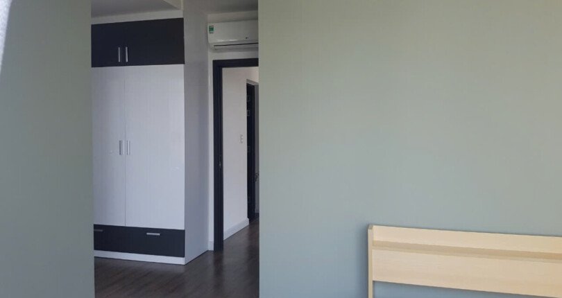 z6328198876975 59390973d9925ee8c64b2571cc7bae63 810x430 - Bán Star Hill Block B Tầng 13 dt 94m 3 phòng giá 6,9 tỷ