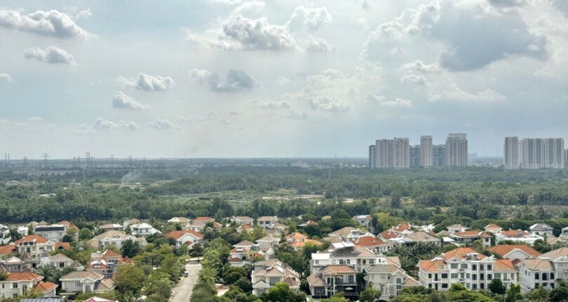 z6328199774445 c29003e488431fceed83c8beb5554471 810x430 - Bán Hưng Phúc 1 Block D Tầng 15 dt 97m 3 phòng giá 7,7 tỷ