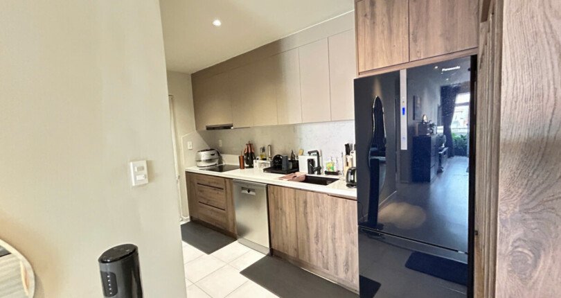 z6334818580111 8b19aad9b25c3da3a38d31d6ac1f1515 810x430 - Bán Mỹ Phúc Block A Tầng 5 dt 106m 3 phòng giá 8,4 tỷ