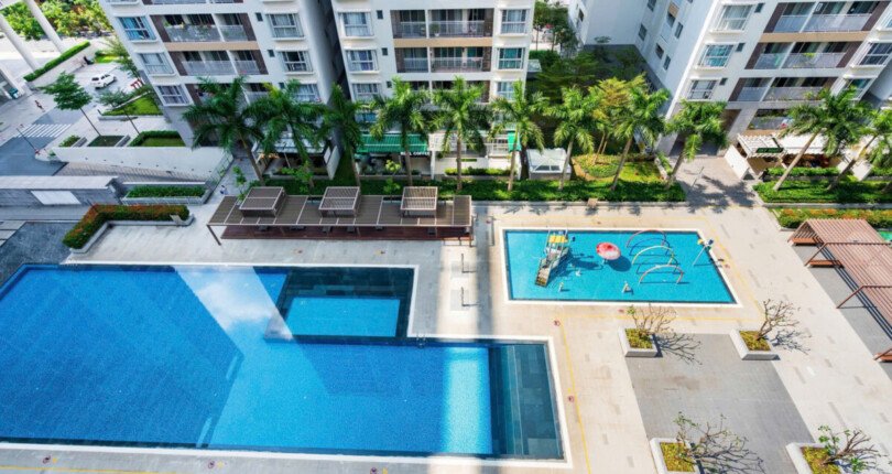 z6334822974434 c83cb46c3e24b726376aac8faab94b27 810x430 - Cho thuê Scenic Valley 1 Block F Tầng 8 dt 71m 2 phòng giá 20 triệu full đồ