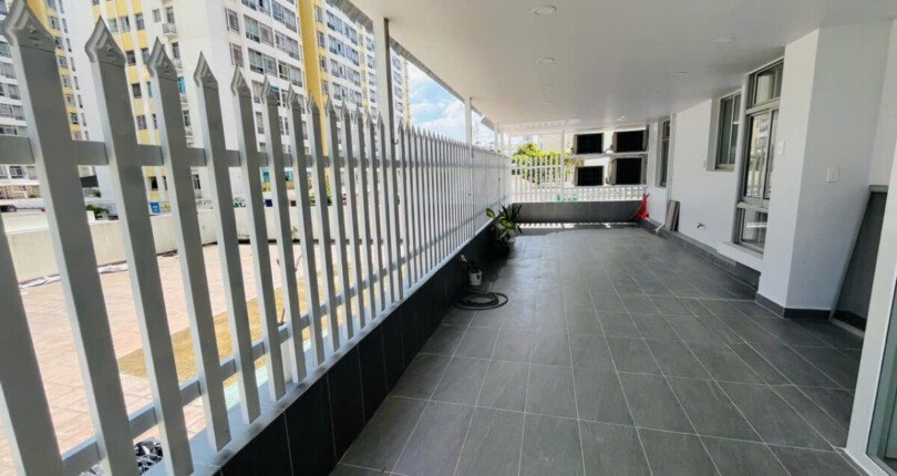 z6341753662424 06b2e0340b738e070475925dd5b099ca 810x430 - Bán Sky Garden 2 Block 3C Tầng 3 dt 131m 3 phòng giá 7,1 tỷ có HĐT 29 triệu