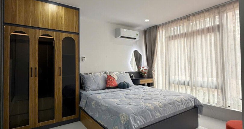 z6341901090432 08432e5394ae9944c8f9c492a353b33b 810x430 - Bán Sky Garden 2 Block 5A Tầng 3 dt 100m 3 phòng giá 7,3 tỷ có sân 500m