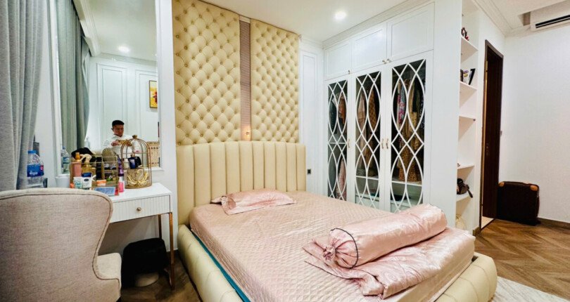 z6346995460287 19484b17464442ad4aca140062ded87f 810x430 - Bán Midtown M8 Block D Tầng 7 dt 80m 2 phòng giá 8,2 tỷ