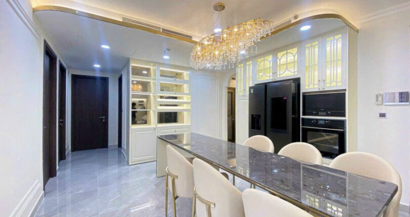 z6356576939951 6d59de925e4f704359ec16ec118b7246 810x430 - Cho thuê Midtown M8 Block D Tầng 14 dt 127m 3 phòng giá 2300usd