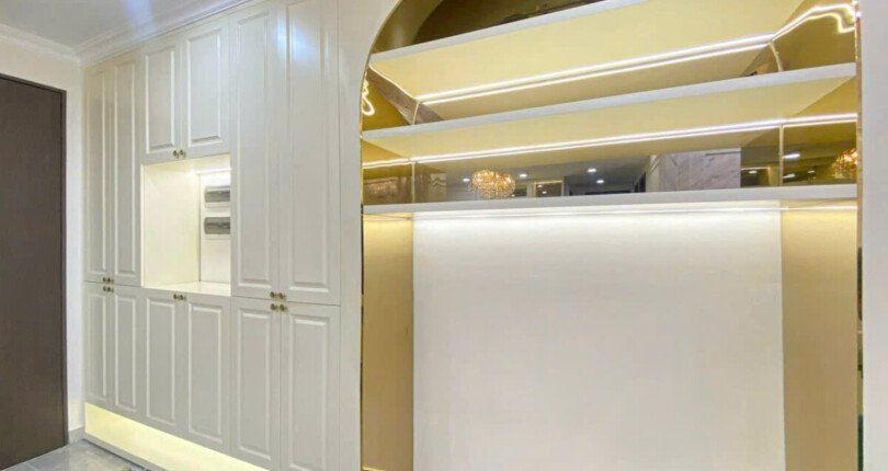 z6356576980195 e9dd6a0288c07591e69a3f55b42b6b97 810x430 - Cho thuê Midtown M8 Block D Tầng 14 dt 127m 3 phòng giá 2300usd