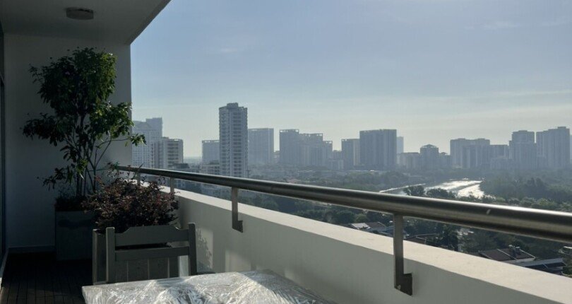 ban can ho garden court 2 17 810x430 - Cần Bán căn hộ Garden Court 2. DT 141m2- Nhà rất đẹp- View bến du thuyền-3 Phòng-2wc- Giá 14.5 Tỷ