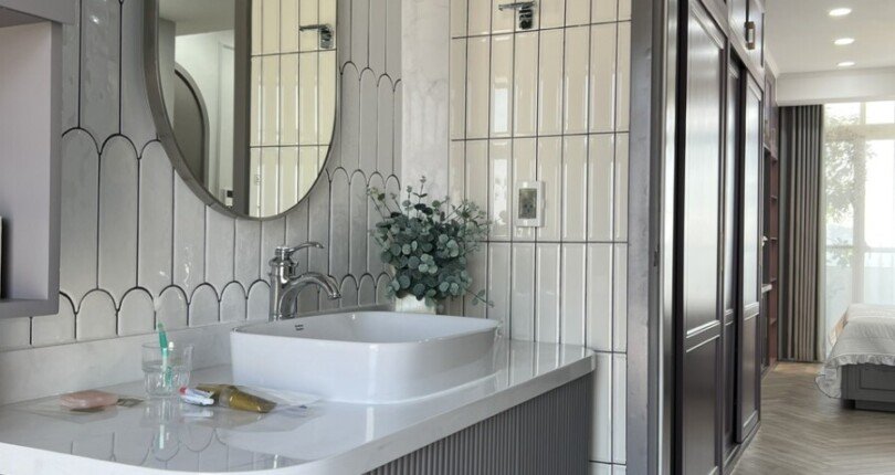 ban can ho garden court 2 5 810x430 - Cần Bán căn hộ Garden Court 2. DT 141m2- Nhà rất đẹp- View bến du thuyền-3 Phòng-2wc- Giá 14.5 Tỷ