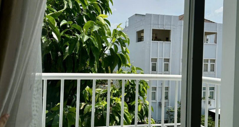 ban can ho hung vuong 1 18 810x430 - Cần bán siêu phẩm Duplex Hưng Vượng 1. DT 96m2 gồm trệt lửng- 2 Phòng ngủ-2wc- Nội thất mới- Giá 4.690 Tỷ