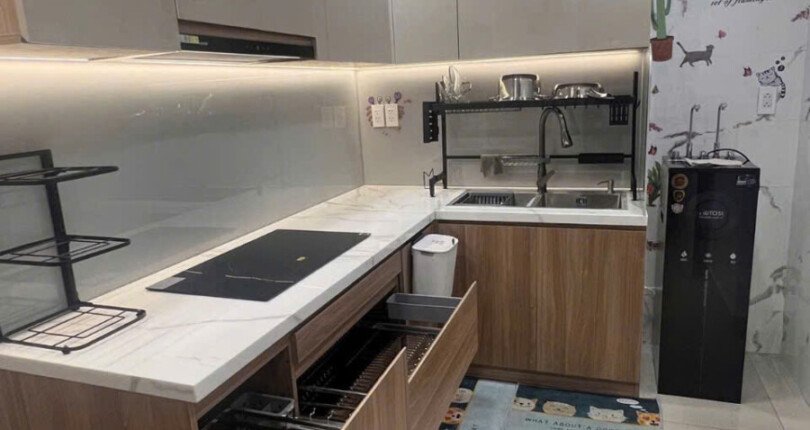 ban can ho sky garden 3 5 2 810x430 - Cần bán căn hộ Sky Garden 3. DT 56m2 Lầu cao- View trực diện hồ bơi-2pn-1wc- Nội thất cao cấp- Giá 3.950 Tỷ