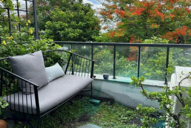 ban-cong-san-thuong-nha-ban