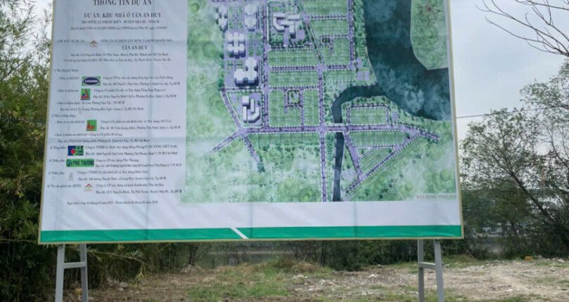 bang thong bao hien trang thi cong kdc tan an huy nha be t3 2025 810x430 - Giá mua bán đất nền Biệt thự Lô C khu dân cư Tân An Huy Nhà Bè T3/2025