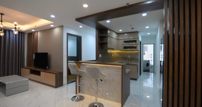 bep can ho ban 2 810x430 - Bán căn hộ chung cư Scenic Valley 2, 99m2, 03pn, giá 7.250 tỷ, căn hộ nội thất đầy đủ, nhà có hợp đồng thuê ổn định.