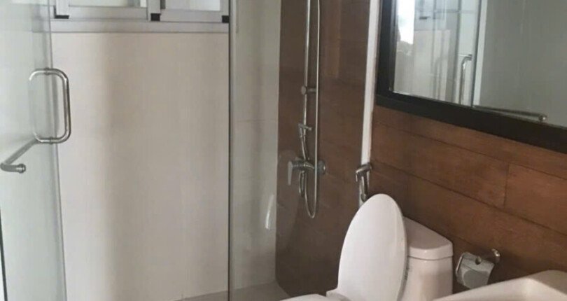 can ho ban co 2 toilet hoan thien nhu hinh 3 810x430 - Giá mua bán căn hộ 3pn 135m2 Block N số 02 chung cư Happy Valley Quận 7 T3/2025