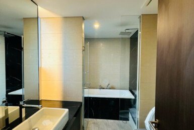 can-ho-ban-co-2-toilet-hoan-thien-nhu-hinh