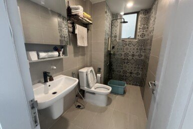 can-ho-co-2-toilet-hoan-thien-thiet-bi-cao-cap