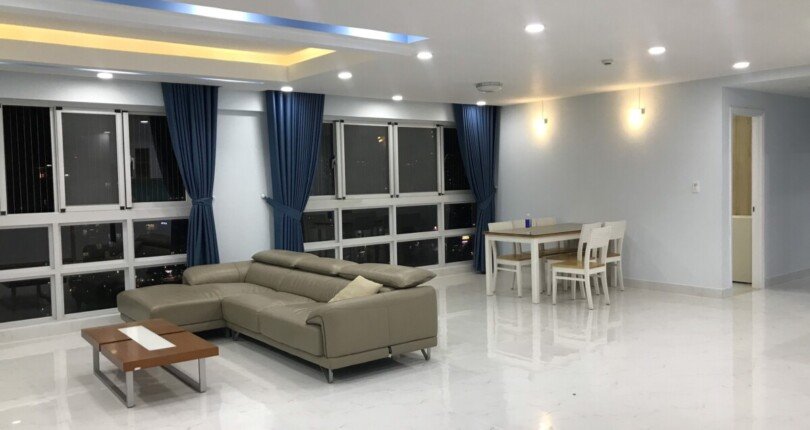 cho thue can ho happy valley 3 810x430 - Bán nhanh căn hộ Happy Valley. DT 135m2 Nhà đẹp- lầu cao- 3 Phòng ngủ-2wc- Sẵn HĐT 1.200$. Giá bán 9.7 Tỷ