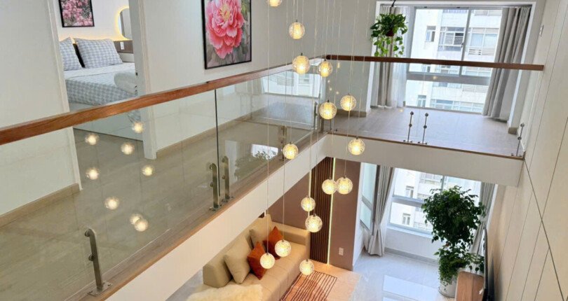 cho thue can ho sky garden 1 5 810x430 - Cho thuê căn hộ Duplex Sky Garden 1. DT 100m2- Nhà đẹp- 3 Phòng ngủ- Đầy đủ nội thất- Giá thuê 1.500 USD/Tháng