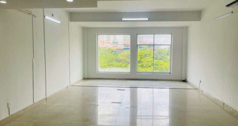 cho thue van phong 1 810x430 - Cho thuê nhanh mặt bằng tầng 2, Khu Mỹ Toàn 3. Mặt tiền Nguyễn Văn Linh. DT 100m2 Giá chỉ 14 triệu/tháng