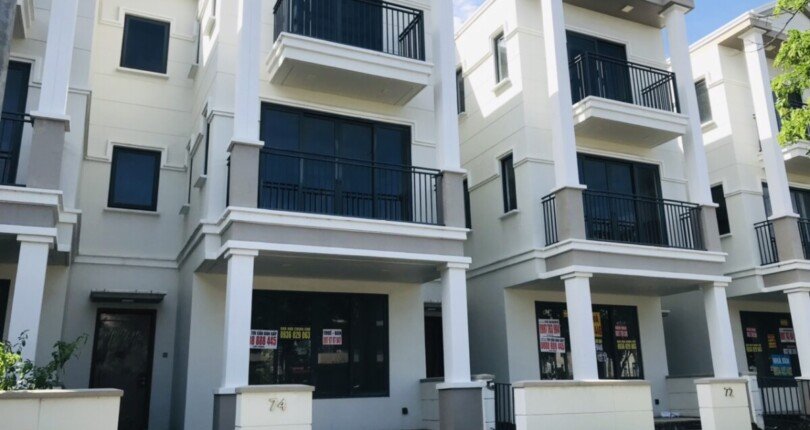 hinh anh nha biet thu nine south 810x430 - Giá cho thuê nhà Biệt thự nguyên căn Đường số 11 kdc Nine South Nhà Bè T3/2025