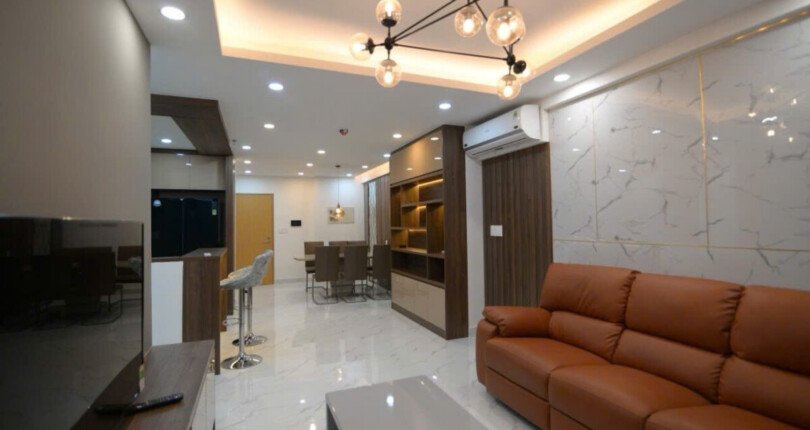hinh anh phong khach can ho ban 1 810x430 - Bán căn hộ chung cư Scenic Valley 2, 99m2, 03pn, giá 7.250 tỷ, căn hộ nội thất đầy đủ, nhà có hợp đồng thuê ổn định.
