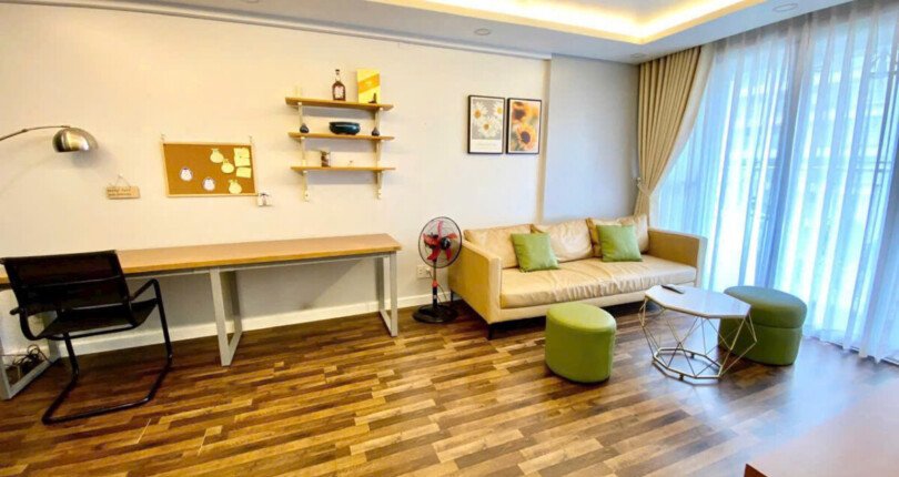hinh anh phong khach can ho ban 6 810x430 - Bán căn hộ chung cư Scenic Valley 1, 77m2, căn góc , tầng cao, giá 6.2 tỷ, nhà đang trống, xem nhà dễ.