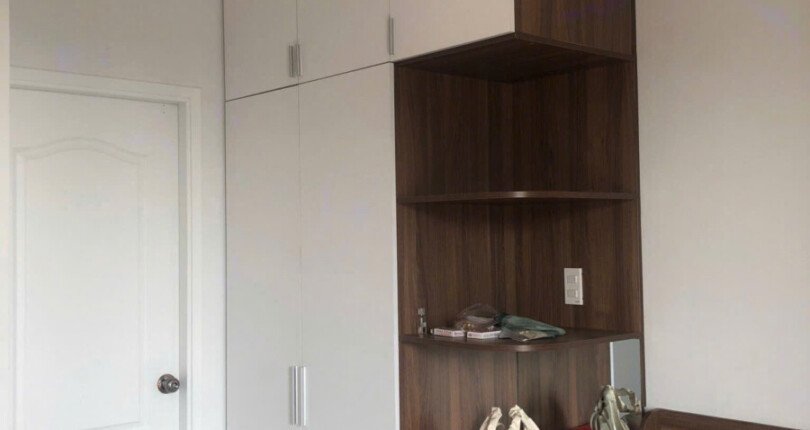 hinh anh phong ngu can ho ban 3 810x430 - Bán căn hộ 78m2, chung cư Hưng Phúc Happy Residences, 02pn, giá 5.850 tỷ, đầy đủ nội thất, nhà đang có hợp đồng thuê.