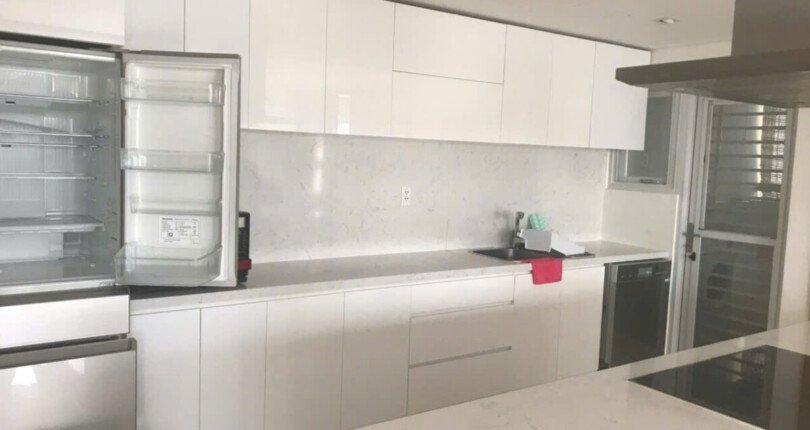 khong gian bep rong rai 10 810x430 - Giá mua bán căn hộ 3pn 135m2 Block N số 02 chung cư Happy Valley Quận 7 T3/2025