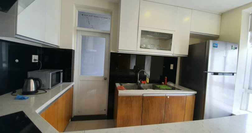 khong gian bep rong rai 3 810x430 - Bán gấp căn hộ Penthouse tòa tháp 11 chung cư Sky Garden 3 Quận 7 giá 12 tỷ