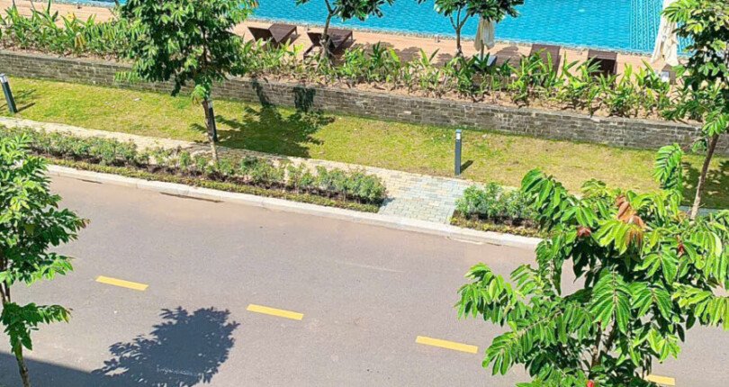 nha biet thu ban lien ke ho boi noi khu 810x430 - Giá mua bán nhà Biệt thự đơn lập khu dân cư Zeitgeist GS Nhà Bè T3/2025