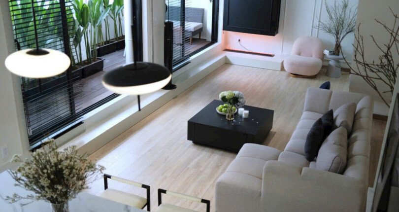 phong khach can ho ban 13 810x430 - Giá mua bán căn hộ Penthouse 3pn Block 12a chung cư Sky Garden 3 Quận 7 T3/2025