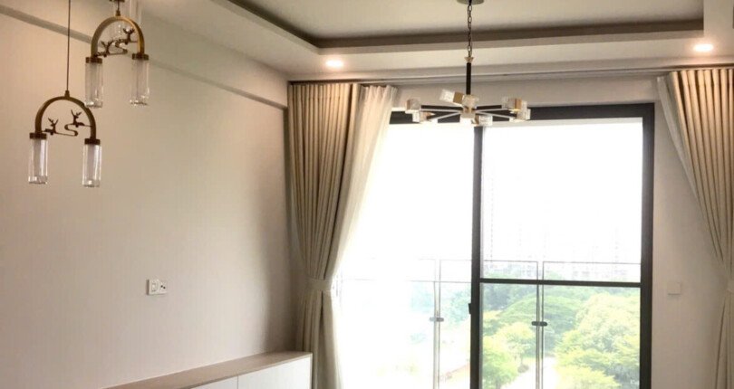 phong khach can ho ban 16 810x430 - Giá mua bán căn hộ 2pn block B chung cư Cardinal Court Quận 7 T3/2025