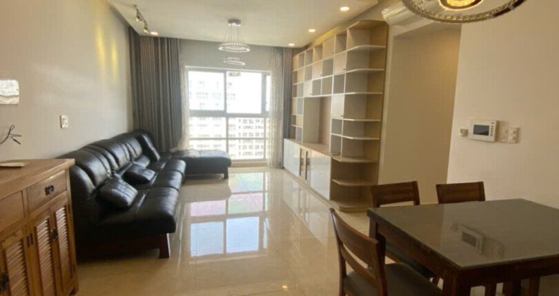 phong khach can ho ban 49 810x430 - Giá mua bán căn hộ 3pn diện tích 100m2 số 01 Block K chung cư Happy Valley Quận 7 T4/2025